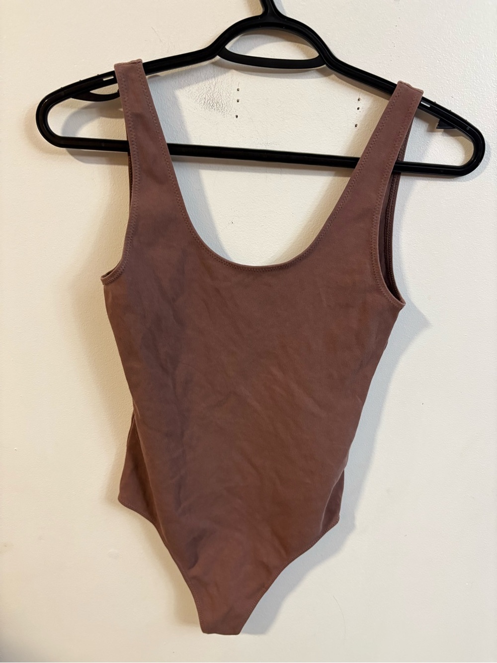 Wilfred Sleeveless One-Piece Bodysuit in Dusty Brown size small